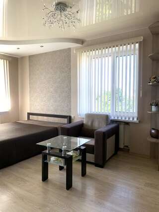 Апартаменты Apartments on Parizhskaya Kommuna Гомель Стандартные апартаменты-1
